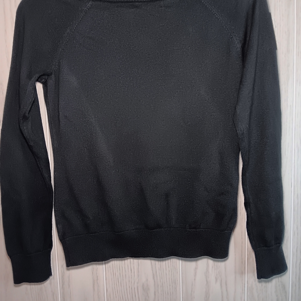 Lauren Ralph Lauren medium black top with accent on neck long sleeve top - Picture 8 of 10